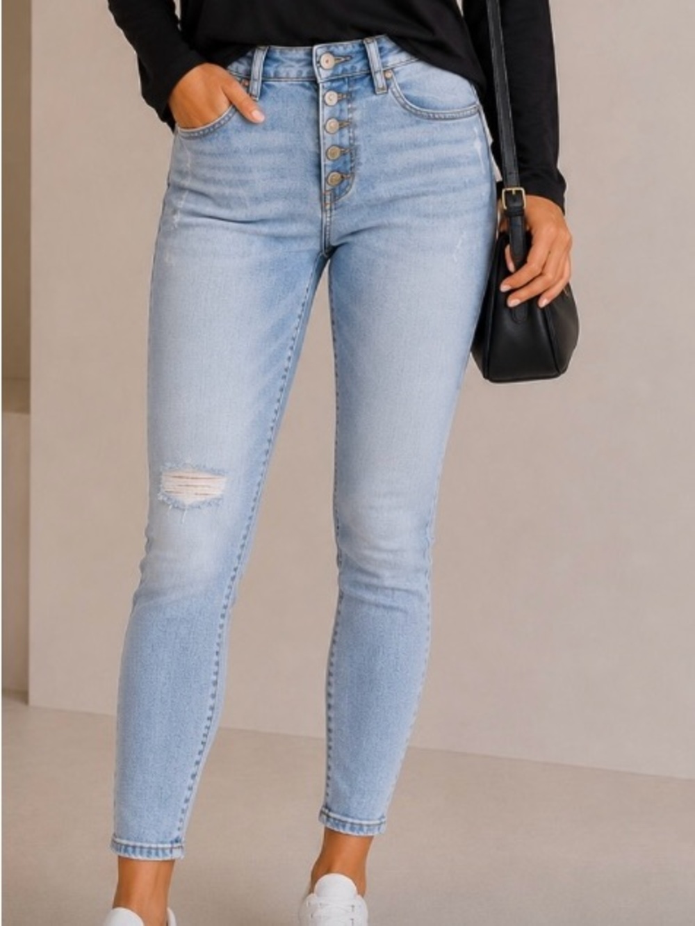 Universal Thread Light Blue Skinny Jeans